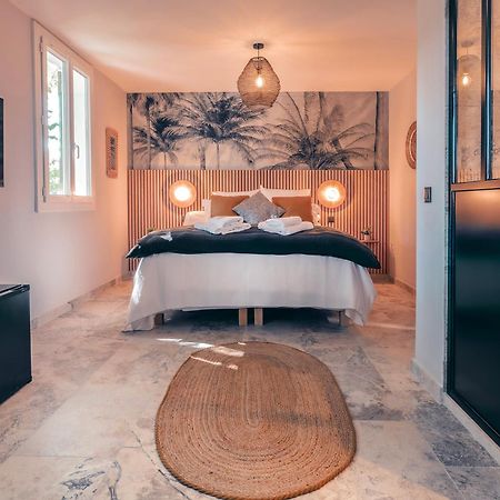 Les Suites De L'Etang Cucuron Extérieur photo