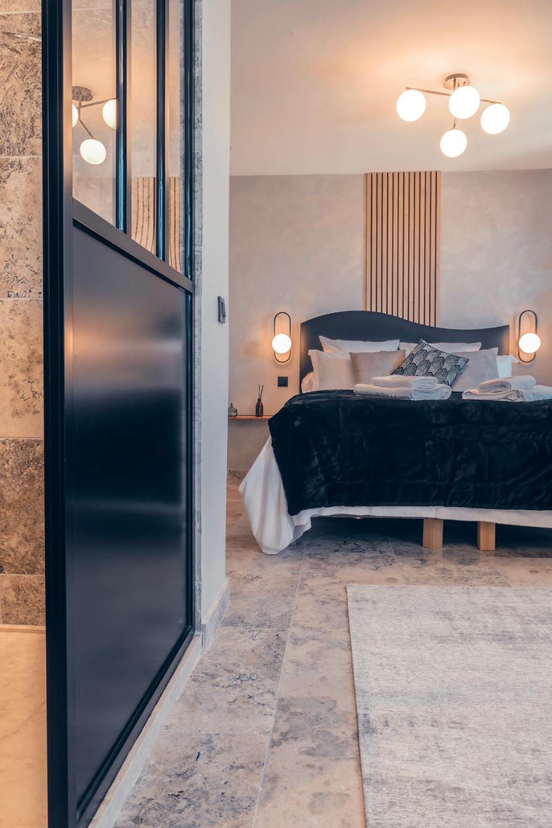 Les Suites De L'Etang Cucuron Extérieur photo